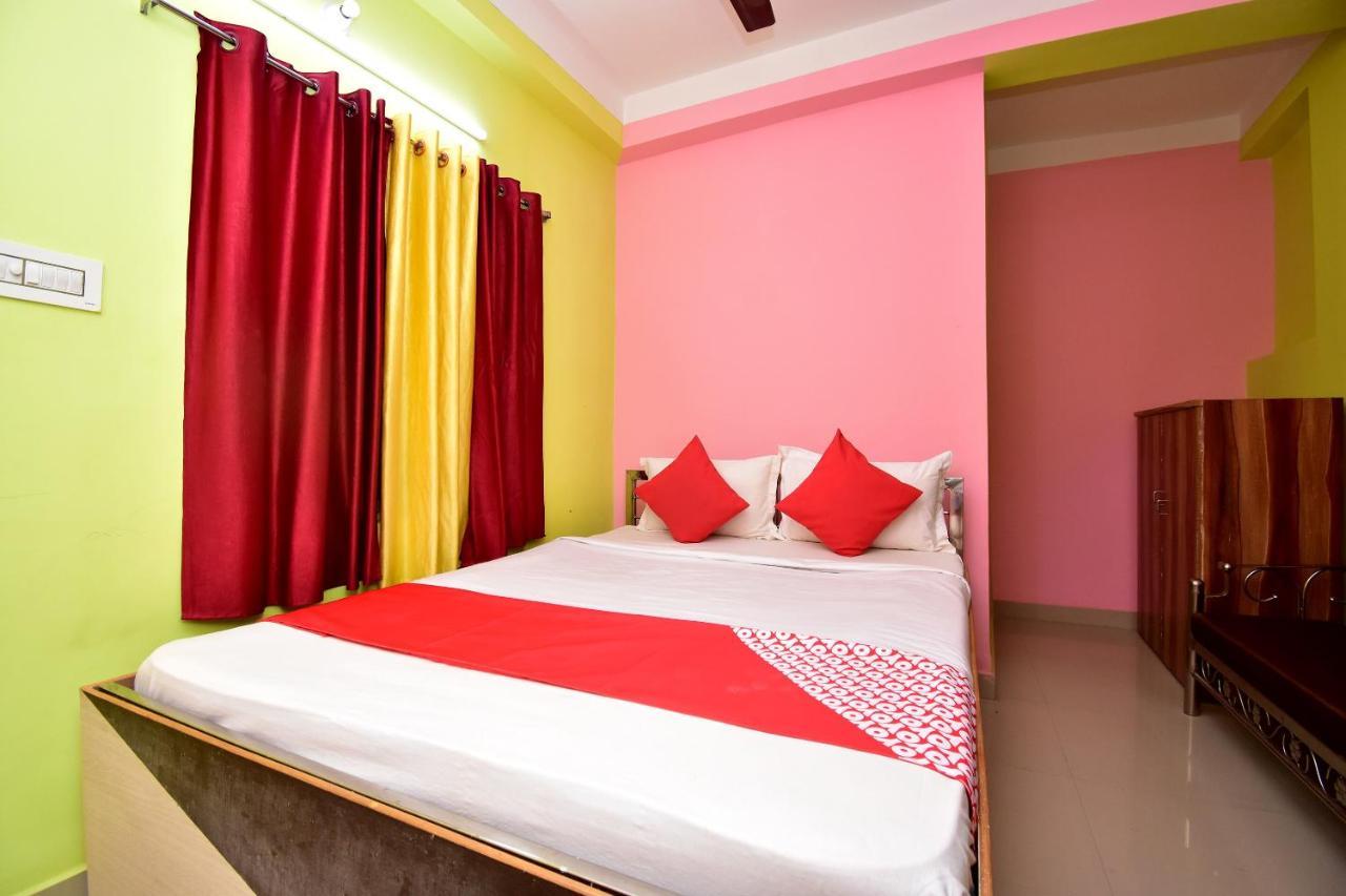 Oyo 16609 Trinayani Guest House Tarapith Exteriér fotografie