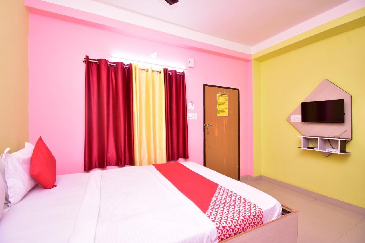Oyo 16609 Trinayani Guest House Tarapith Exteriér fotografie
