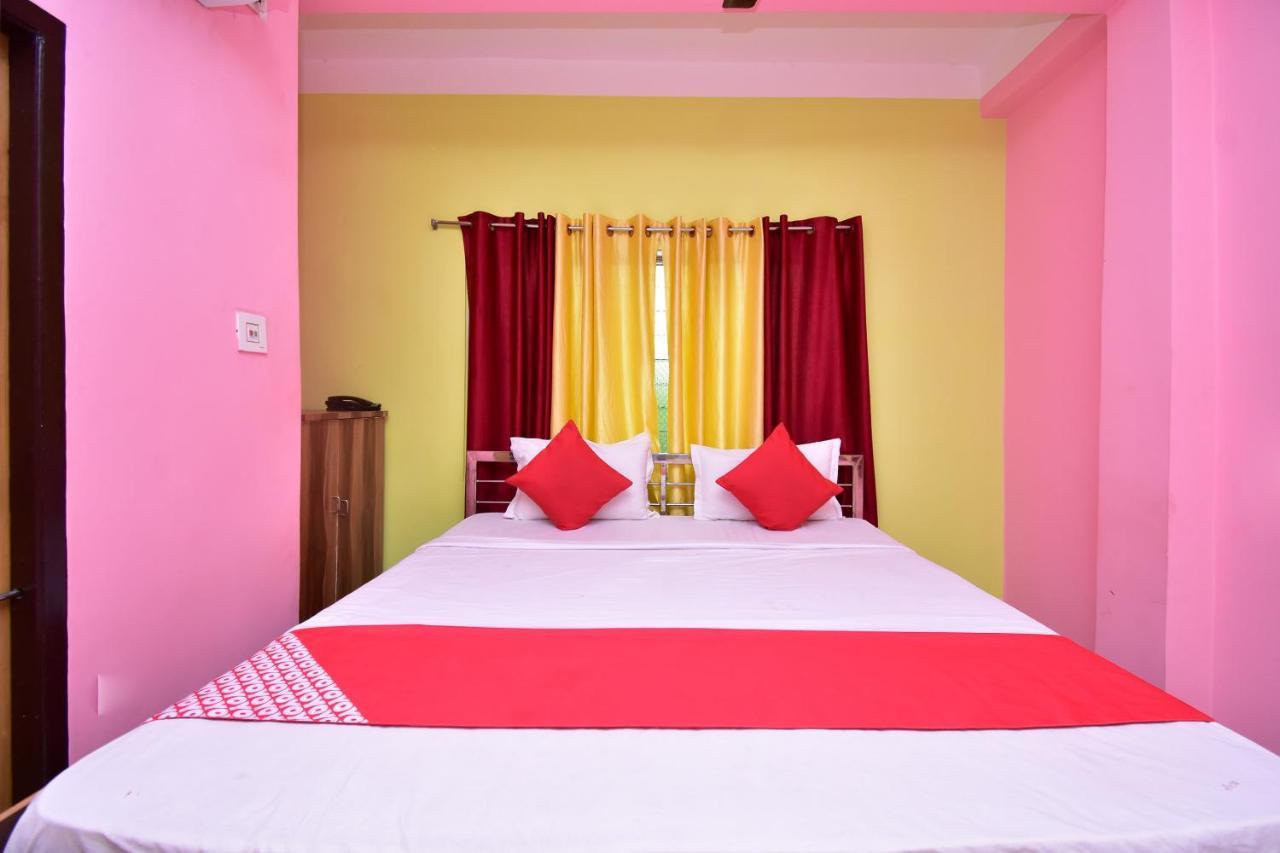 Oyo 16609 Trinayani Guest House Tarapith Exteriér fotografie